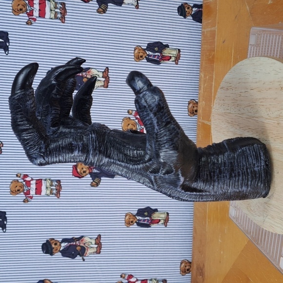 Witch Demon, seeing eyeball black, detailed hand wall mount art sculpture hand - Picture 3 of 7